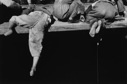 Ile de chiloe, Chili, 1957 by Sergio Larrain larrain_region-de-los-lagos-ile-de-chiloe-chili